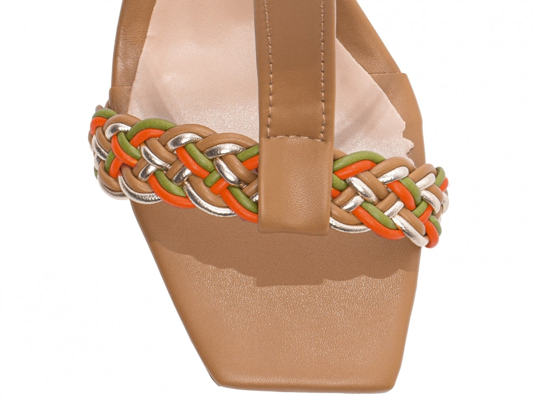 Sandália Feminina Salto Grosso Napa com Trança Multicolorida