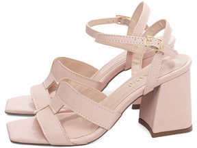 Sandália Feminina Salto Grosso com Fivela Dourada