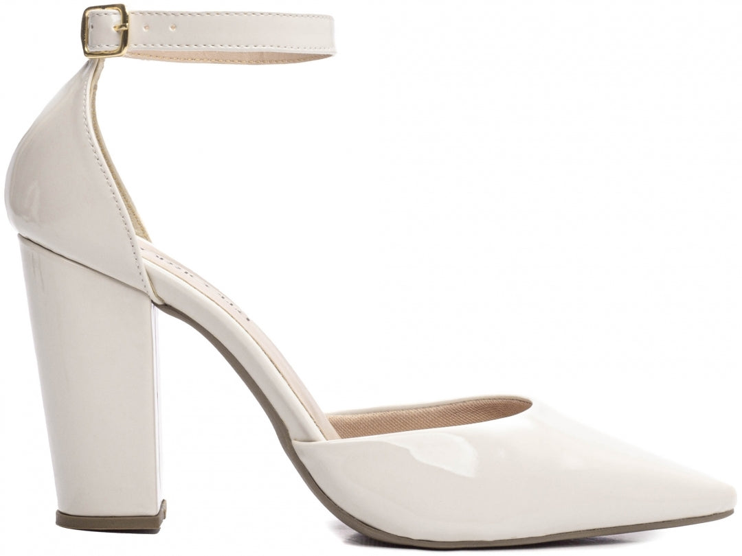 Sapato Scarpin Salto Alto Verniz Off White